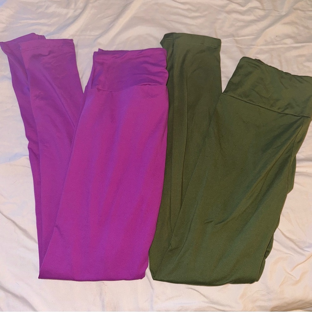 NWOT Lularoe OS bundle of two leggings, olive and purple